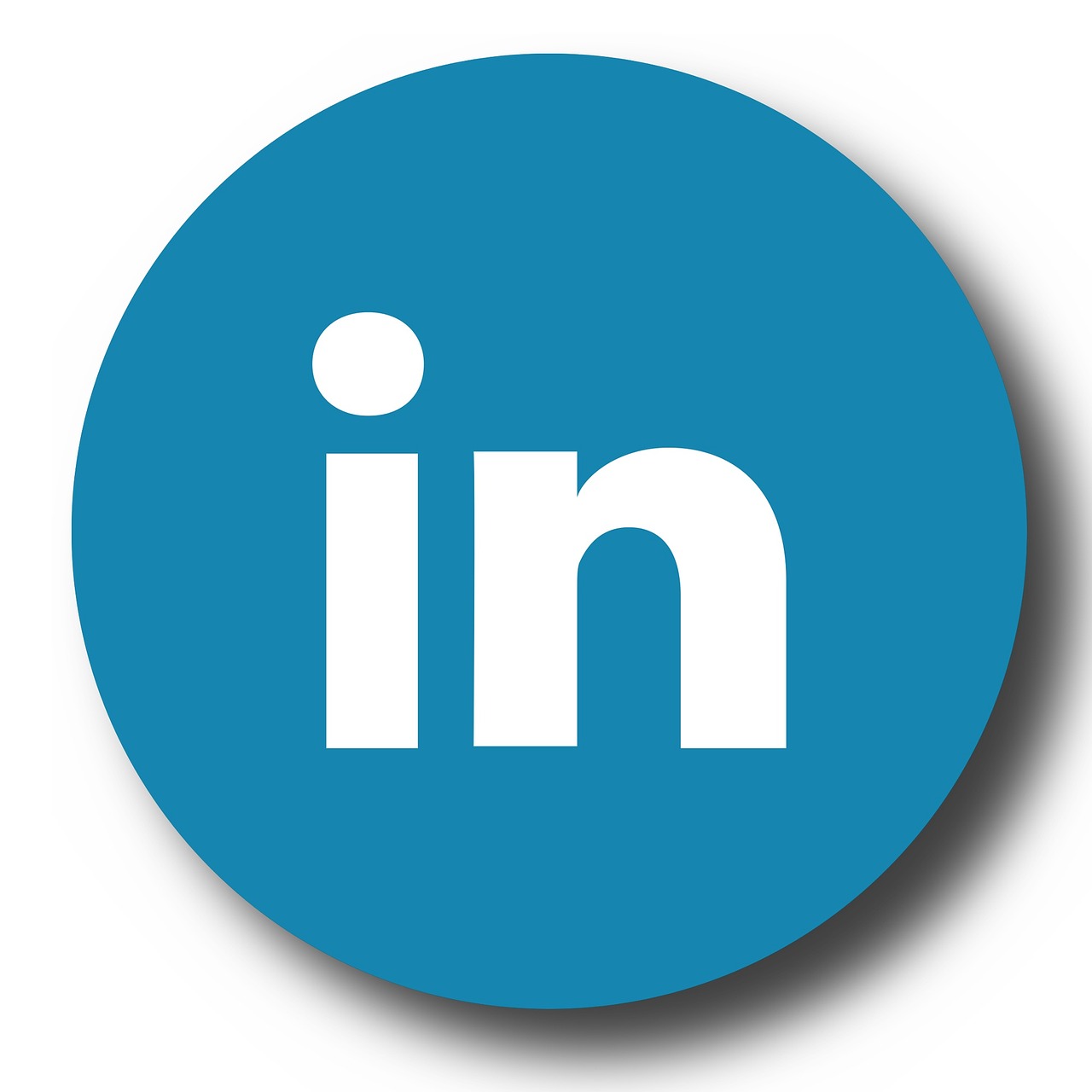 Sprinklr intègre l’API de LinkedIn : ce qui change dans la mesure des profils exécutifs et des audiences